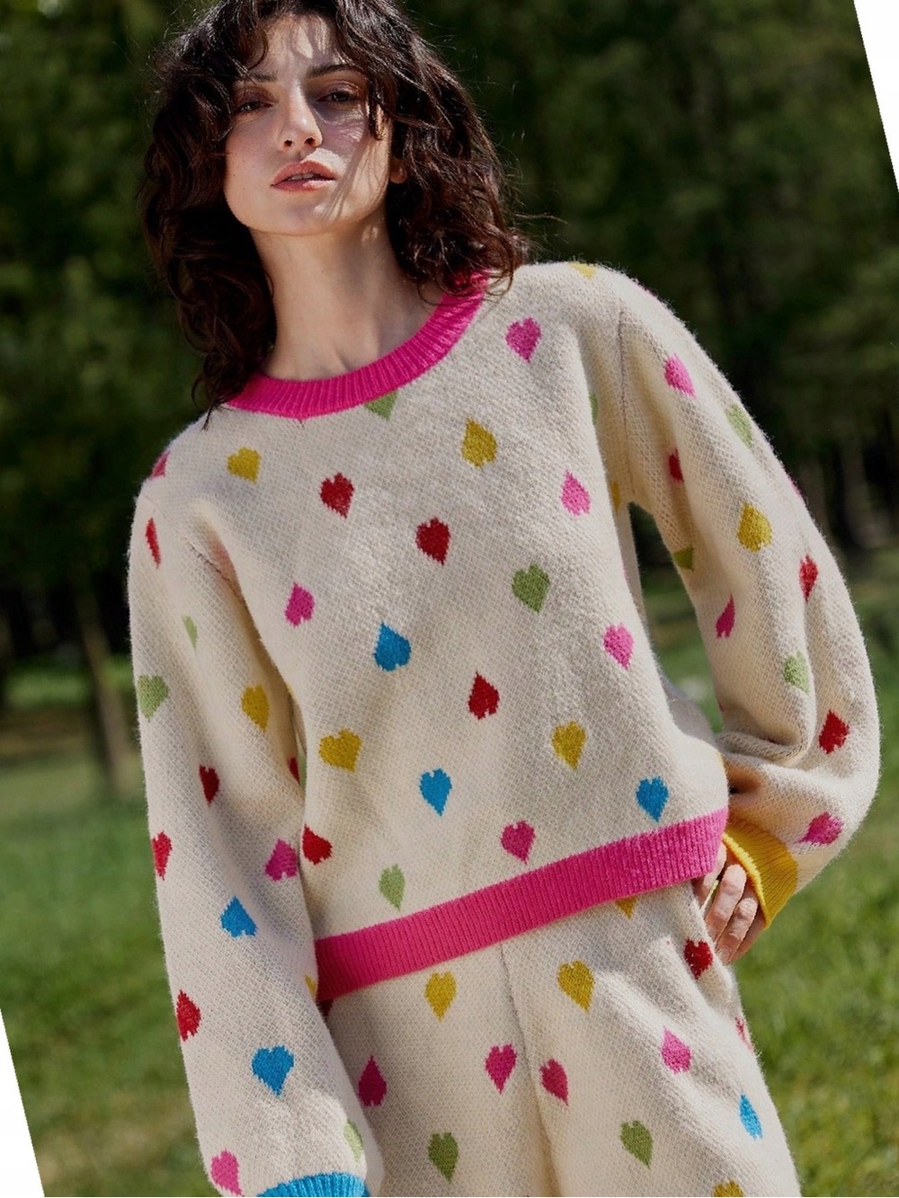 Colorful Heart Pattern Cropped Sweater - Cream with Multicolor Hearts Medium
